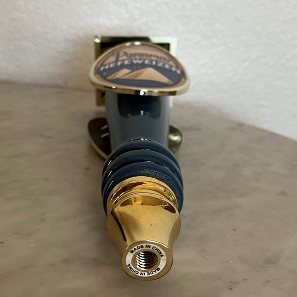 11" Pyramid Hefeweizen Ale Beer Tap Handle - Seattle, Washington - Picture 6 of 6